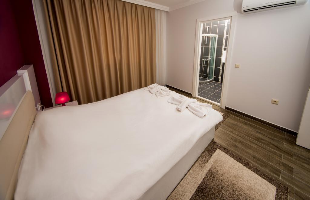 Dalyan Elit Apart Otel Çeşme Luaran gambar